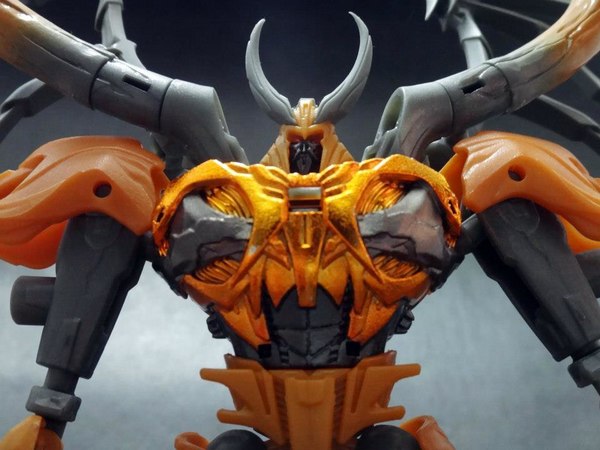 Transformers Prime AM 19 Gaia Unicron In Hand Images   It That A Combiner  (20 of 26)